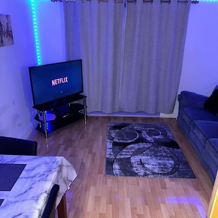 Flat In Belfast Apartment Exterior photo